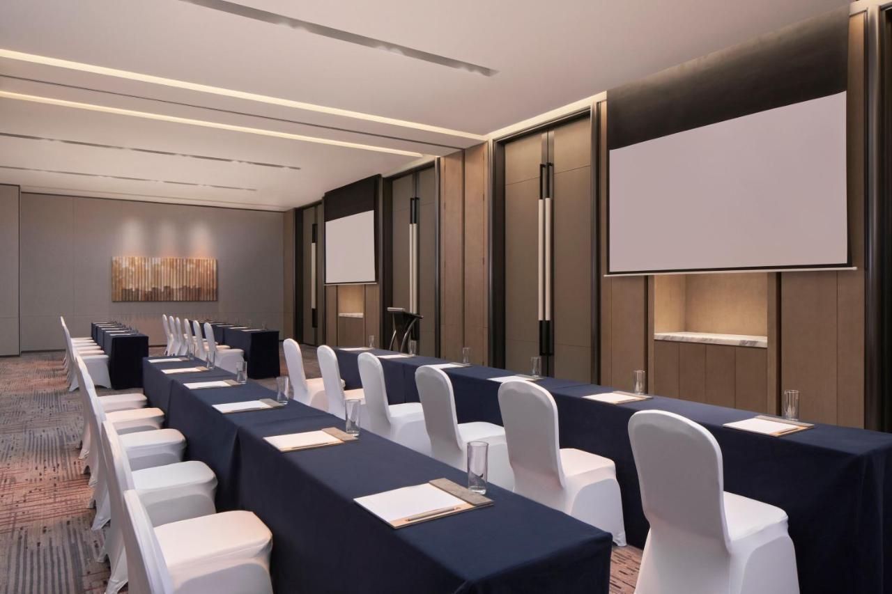 Courtyard By Marriott Wenzhou Yueqing Hotel Exterior photo